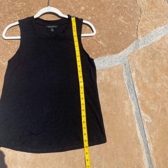 Women's Black Banana Republic Sleeveless Sweater Top (Size: Small) - Picture 7 of 8
